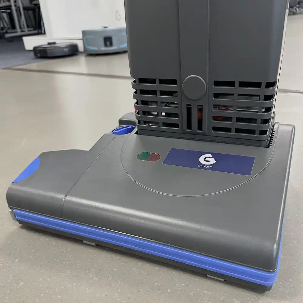 commercial upright vacuum cleaner