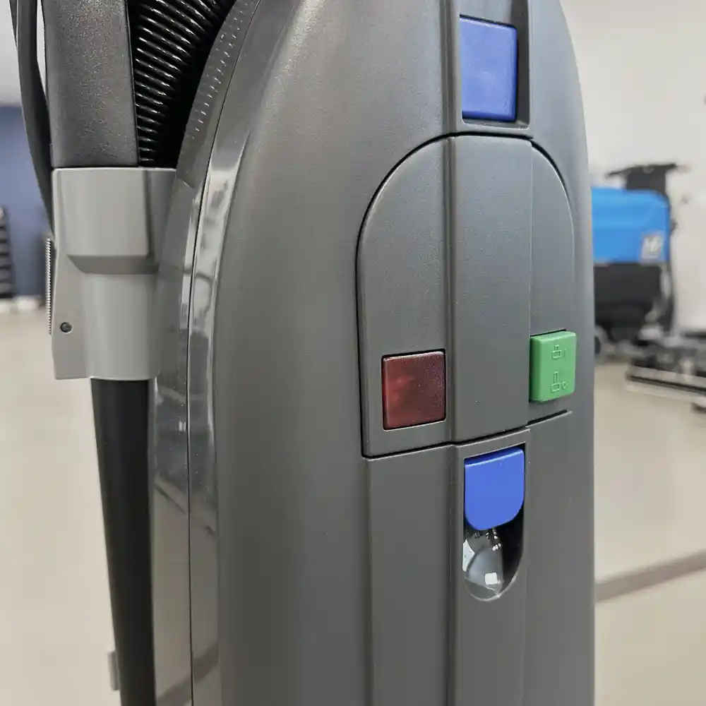 commercial upright vacuum cleaner